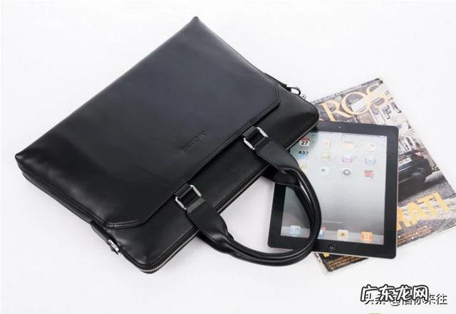 餐饮店如何选择匹配的员工服装