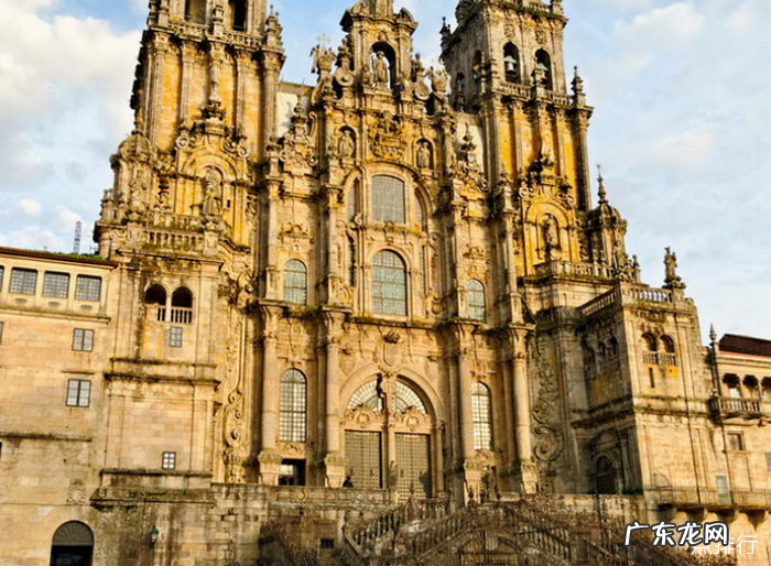 世界上最美的十大教堂 巴黎圣母院是最美丽的教堂