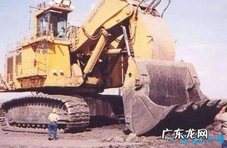 重约889吨 最大的矿车 比塞洛斯RH400