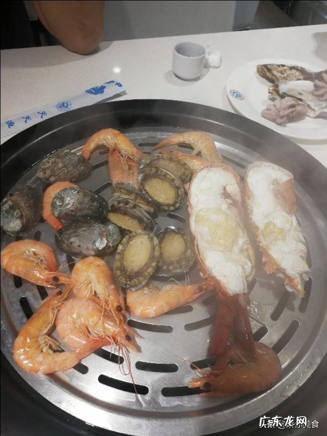 为什么吃自助餐没吃多少就感觉胀肚子