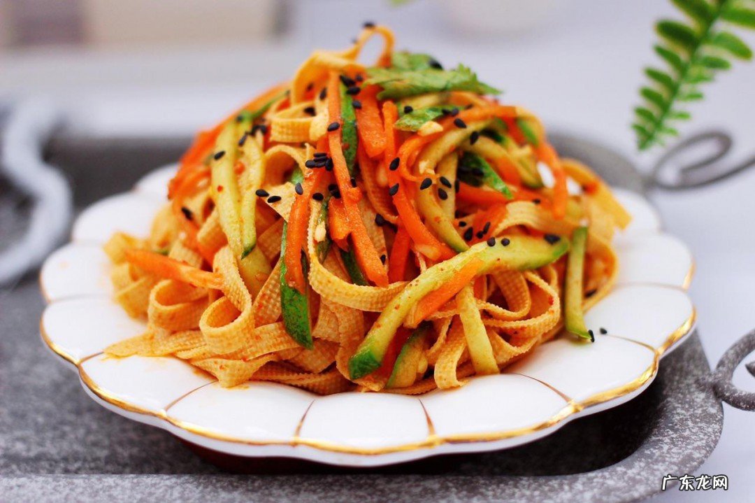 凉拌蒜柳怎么做