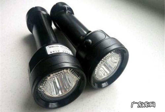 强光手电什么牌子好 世界十大强光手电品牌
