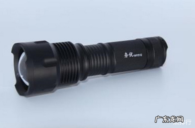 强光手电什么牌子好 世界十大强光手电品牌