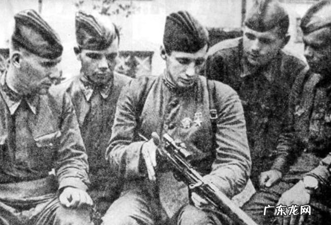 二战狙击手排名 二战期间让人闻风丧胆的狙击手