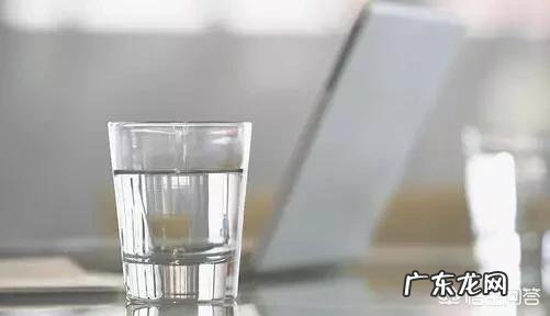 空腹喝盐水有什么好处,需要什么样的比例配置