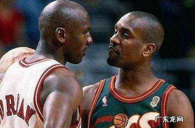 Nba十大打架事件 最严重的被凑出了脑浆