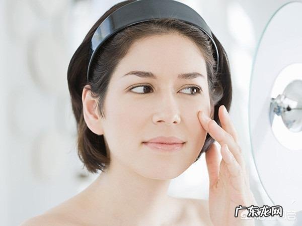 天生皮肤就偏黄,怎么能美白呢?