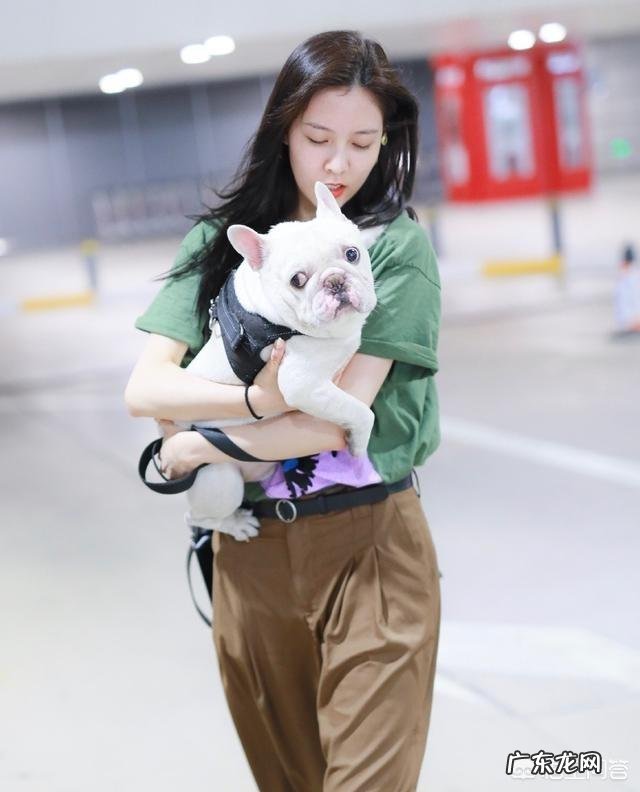 女士阔腿裤的搭配方法有哪些?