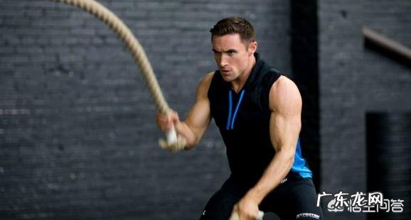 为什么健身房很多都是上身强壮下身瘦弱的，是腿难练的原因吗