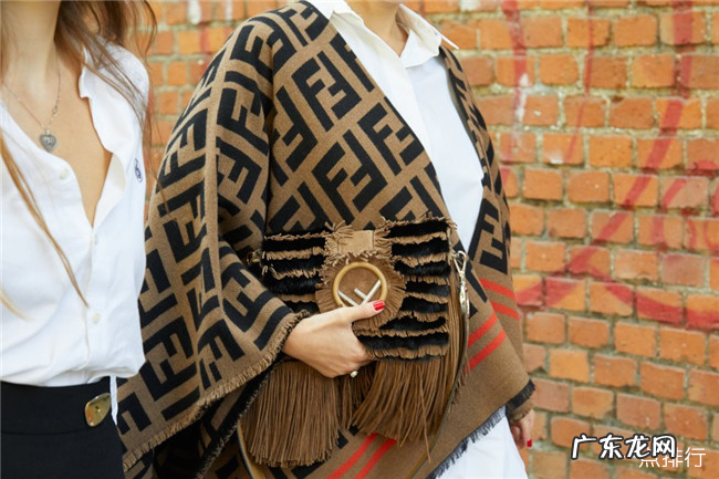 世界十大最昂贵手袋 爱马仕镶钻喜马拉雅铂金包仅排第二