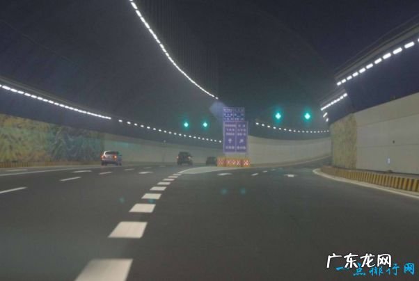 世界七大工程奇迹 混凝土量达1180万立方米