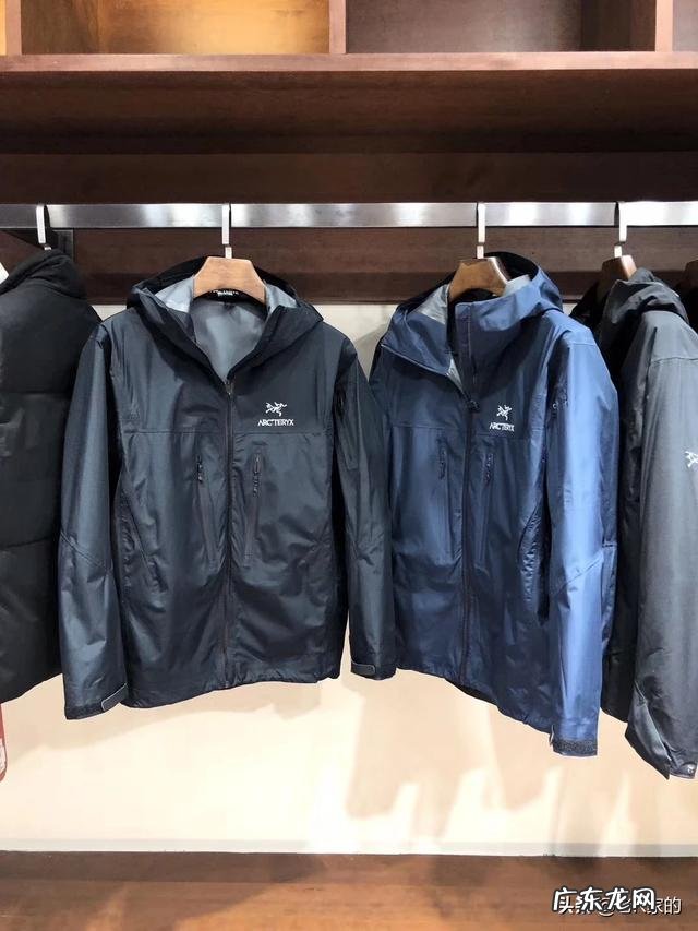 大家买衣服都会在哪里买?如果在网上买东西会选择什么APP?