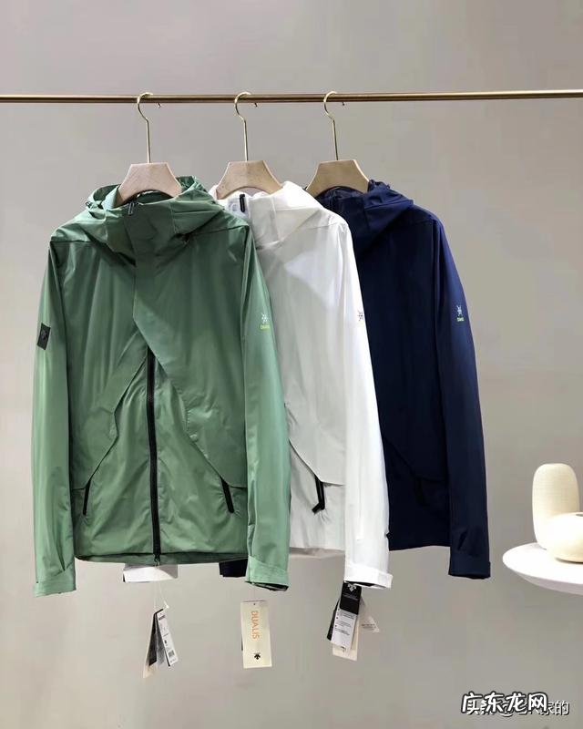 大家买衣服都会在哪里买?如果在网上买东西会选择什么APP?