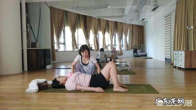 产后哺乳期,如何在不影响喂奶的情况下瘦肚子和大腿