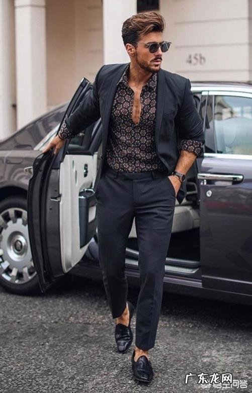 碎花衬衫的原始版“爸爸衫”应该如何搭配?