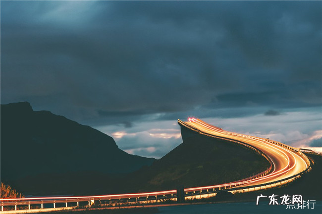 世界十大最美丽的高速公路 犹他12号公路排名第二