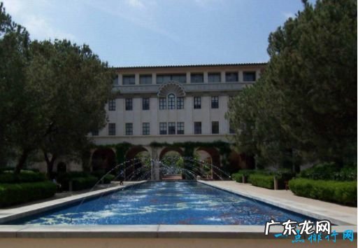 世界十大名校哈佛大学仅排第四