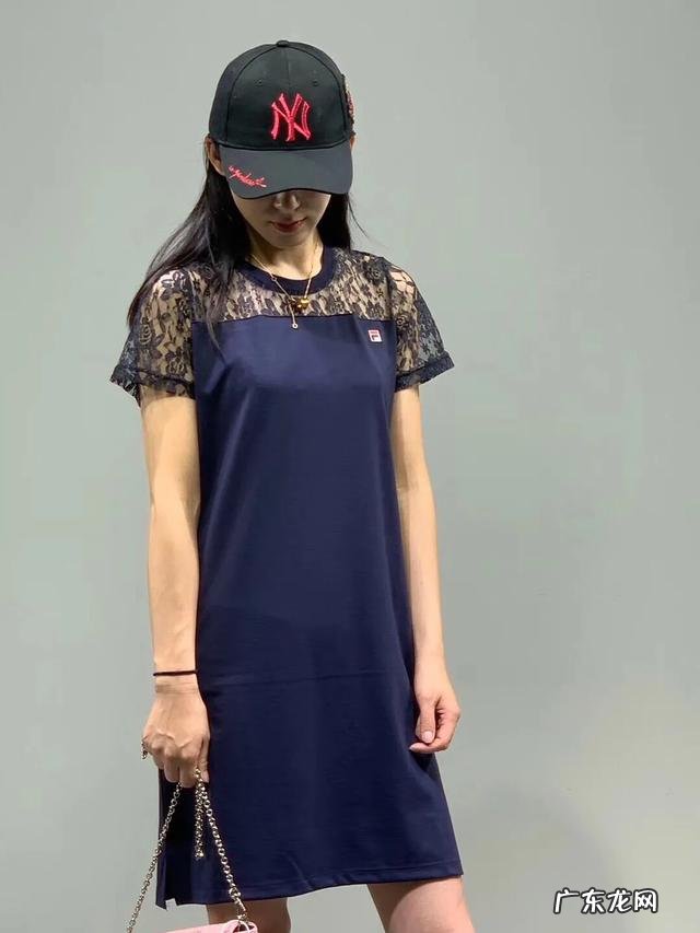 有没有好看的长裙或连衣裙推荐?