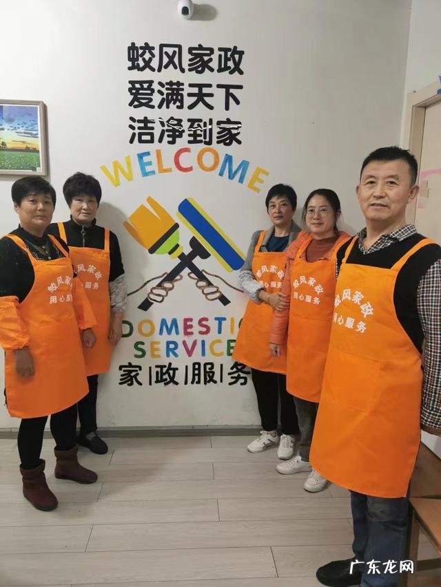 大学生研究生博士生送外卖,小学初中毕业的当网红,奇怪吗