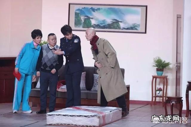 赵本山徒弟集体剃头上热门,被网友痛批出洋相,赵家班何去何从