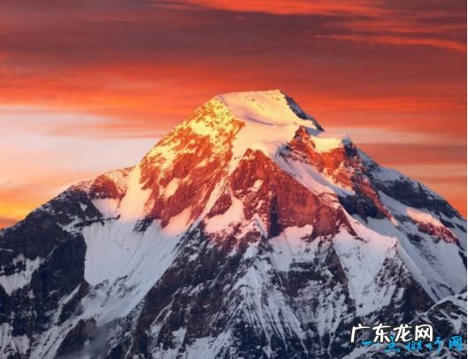 世界高峰排名前十 六座大山位于中国边境