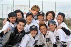 类似于热血高校这样的电影 让你好好地做个英雄梦