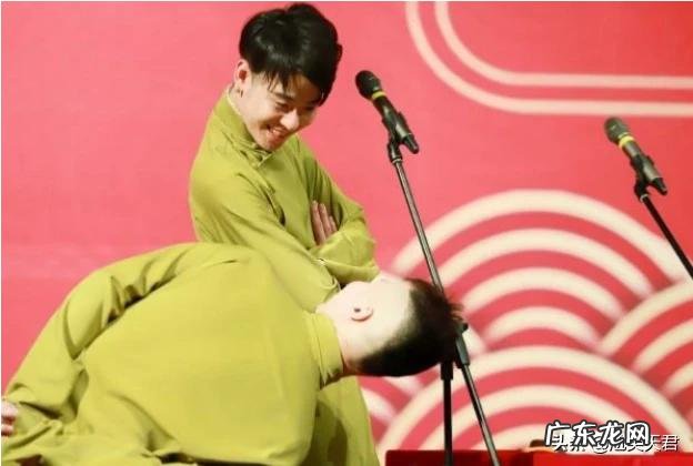 德云社纲丝节网友们表示岳云鹏和张鹤伦的节目最好看,,你怎么评价?