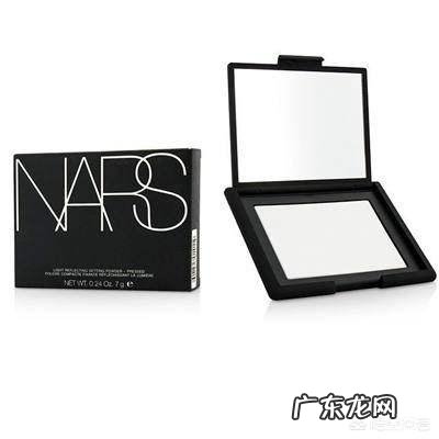 什么牌子的蜜粉控油效果好？