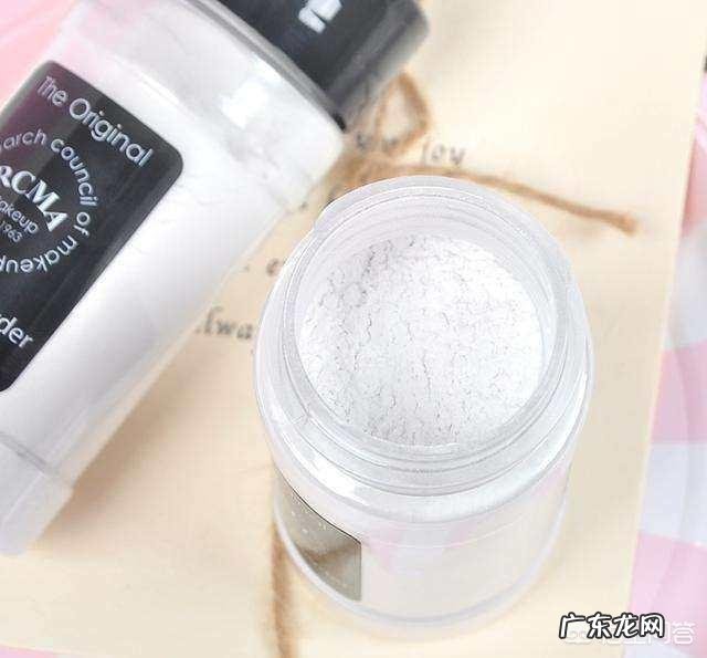 什么牌子的蜜粉控油效果好？