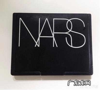 什么牌子的蜜粉控油效果好？