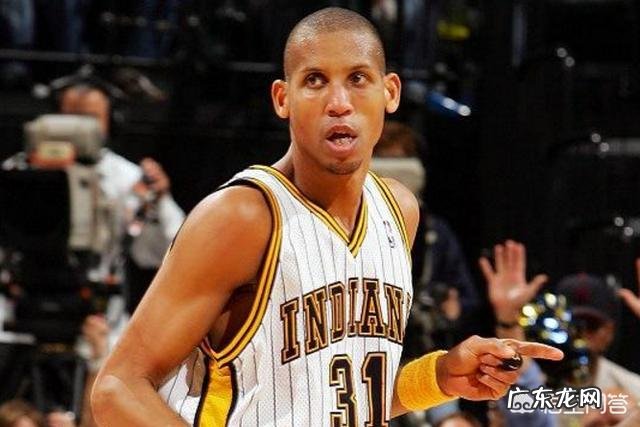 库里命中2277个三分,超越科沃尔位居历史第四,前面三人是谁?各自命中了多少个三分?