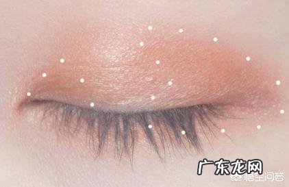 日剧里的那种干净的妆容是怎么画出来的？