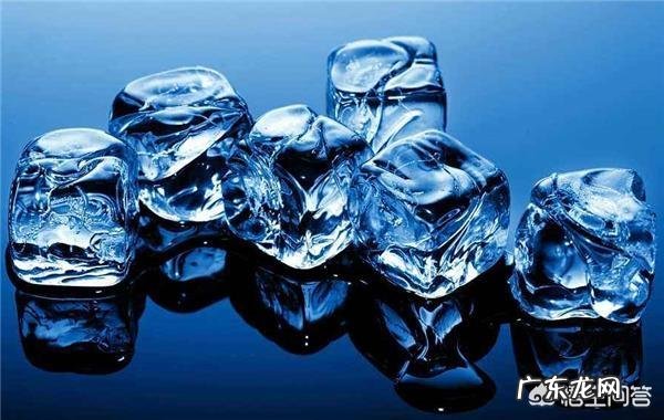 白白的那种 对于脸上不断长痘痘怎么缓解症状