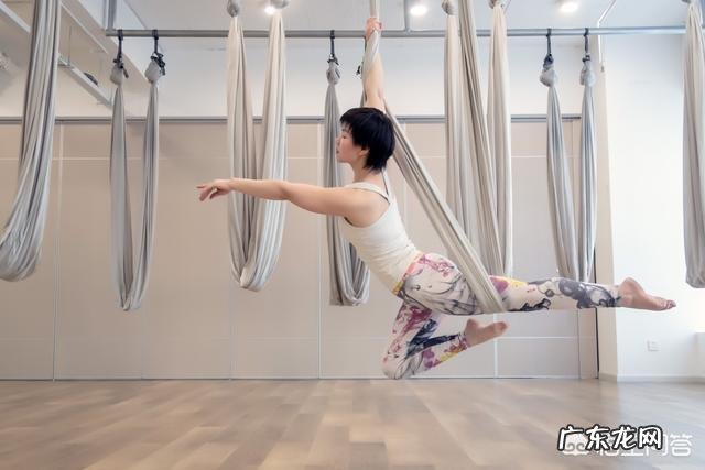 空中瑜伽的基础课程是什么