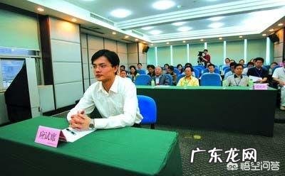 公务员面试穿正装必须要打领带吗？