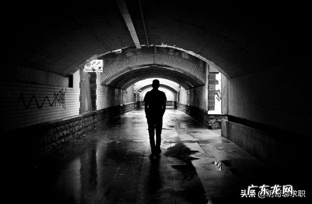 公司与我协商解除劳动合同，我应该怎么与公司协商解除合同？如何避免吃亏？