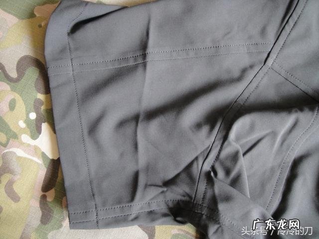 男士短袖衬衫怎么穿才不土气?