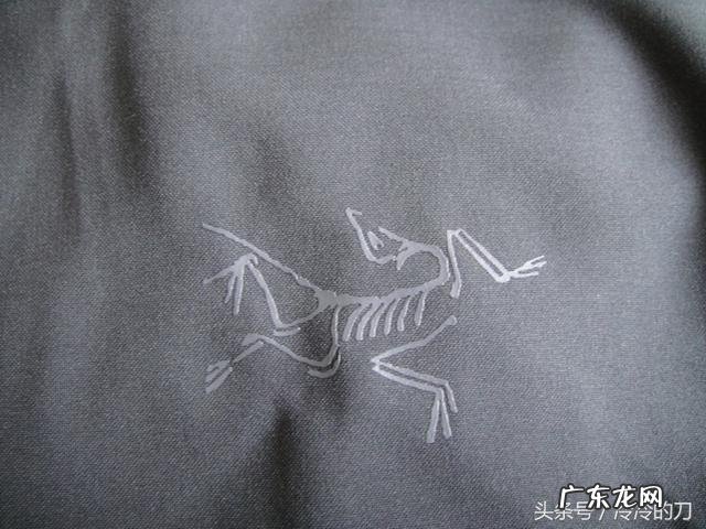 男士短袖衬衫怎么穿才不土气？