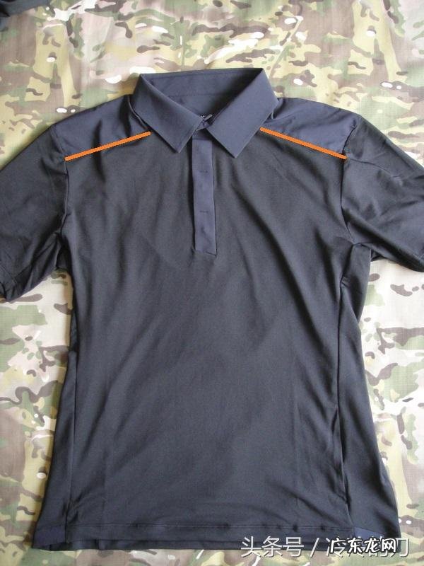 男士短袖衬衫怎么穿才不土气？