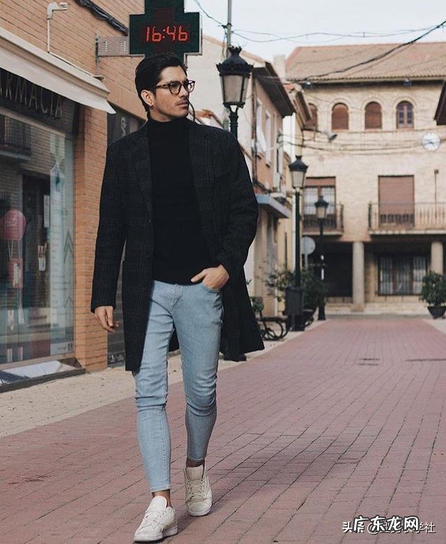 黑色上衣配什么颜色裤子好看?