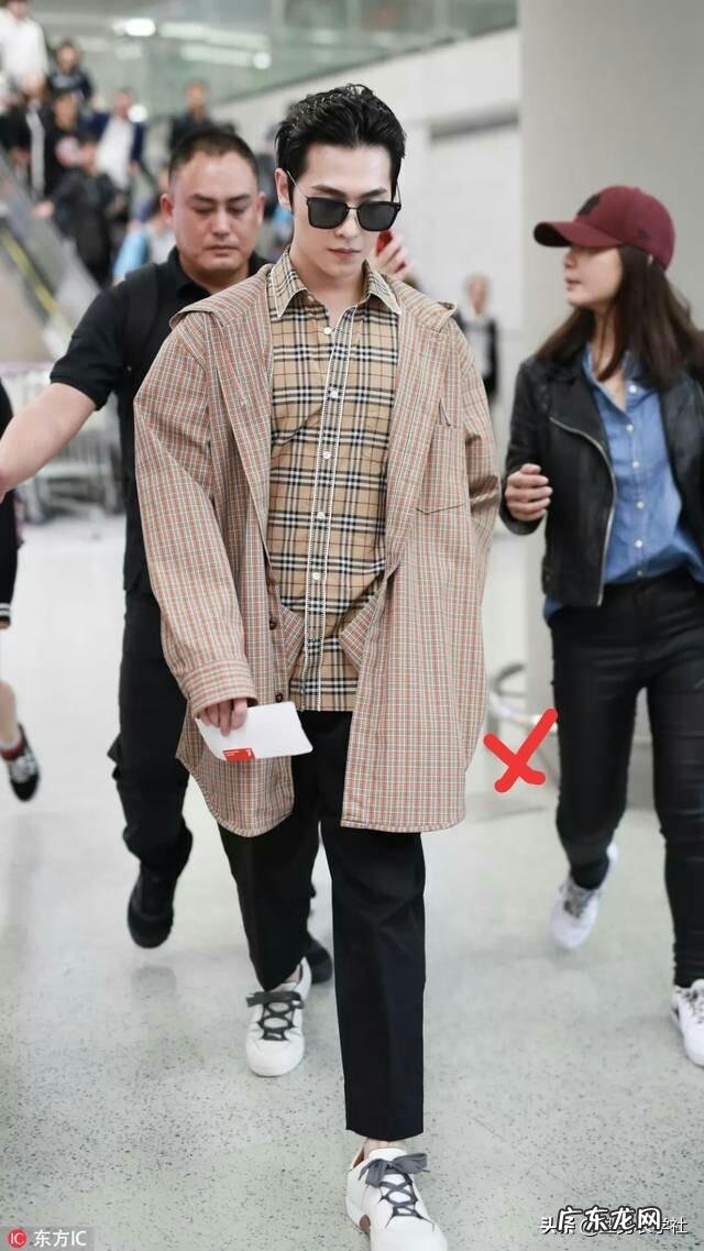 格子大衣适合什么年龄?