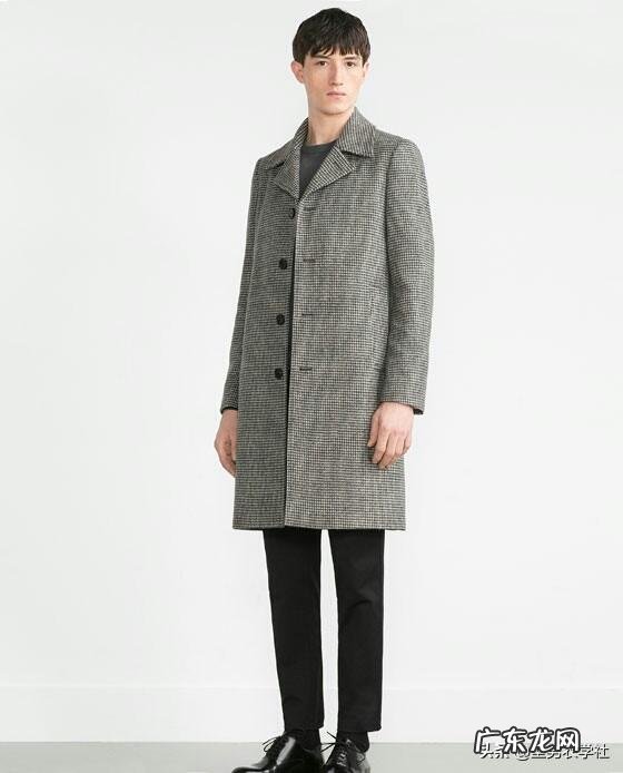 格子大衣适合什么年龄?