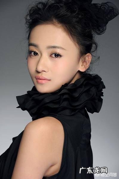 你怎么看待吴谨言的颜值和演技?