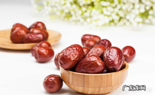 红枣、枸杞、黄芪一起泡茶喝,有何功效?