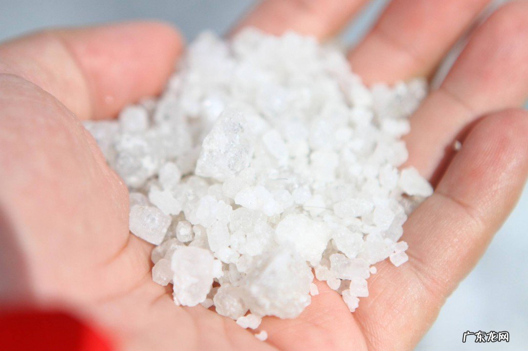 什么颜色加在一起能变成白色?