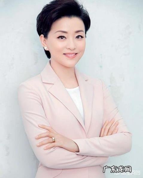 56岁左右适合什么发型?