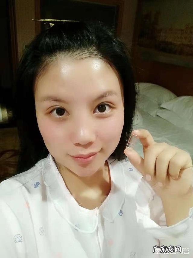 干性肌肤的特征是什么?该如何进行护理呢?