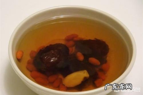 红枣桂圆枸杞水能不能吃,有什么需要注意的?