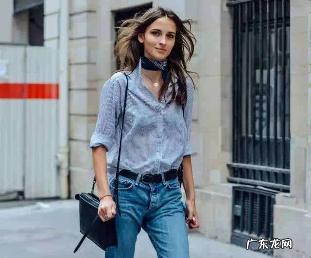 蓝色衬衫搭阔腿裤穿搭