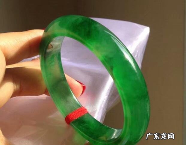 瑞丽游客摔碎的30万玉镯子能值3万吗?